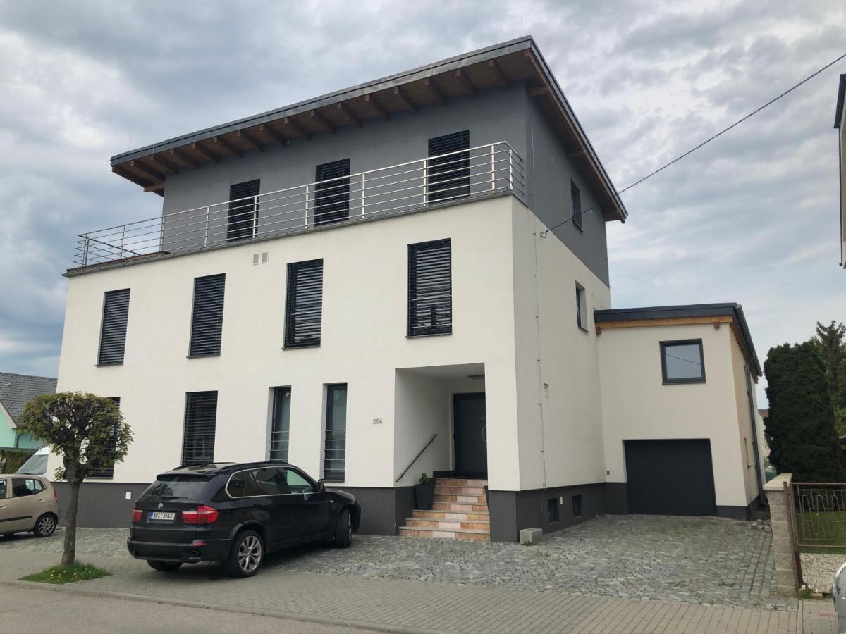 ANICO apartmány Dolni Benesov Kültér fotó